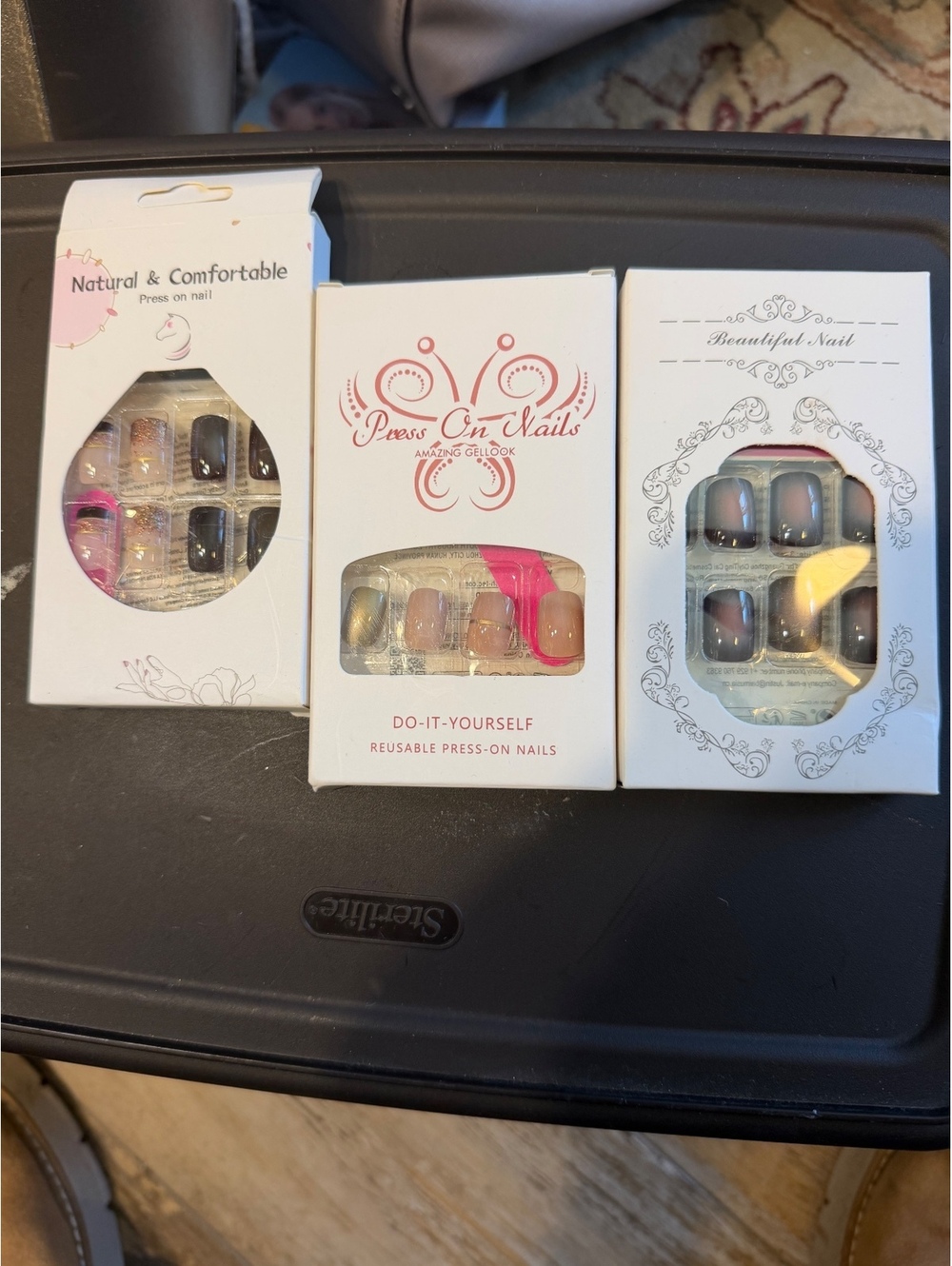 Press-on Faux Nails Bundle of 3 Lot 1